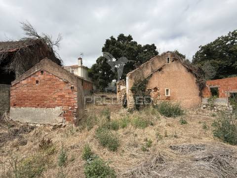 Terreno para venda com ruína e projeto aprovado em casal dos crespos - ourém