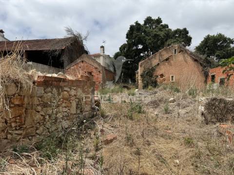 Terreno para venda com ruína e projeto aprovado em casal dos crespos - ourém
