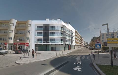 Loja com 104.98m2 em fátima