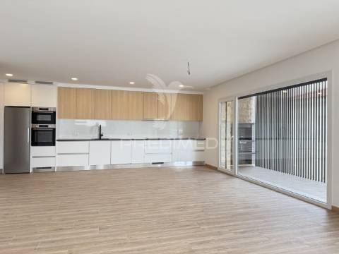 Moradia v4 nova e sofisticada em fátima