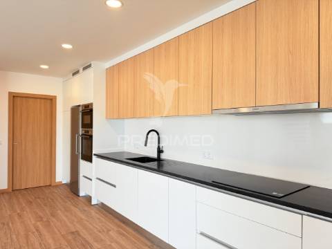 Moradia v4 nova e sofisticada em fátima