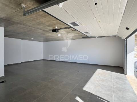 Moradia v4 nova e sofisticada em fátima