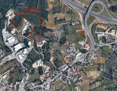 Lote de terreno destinado a construção industrial