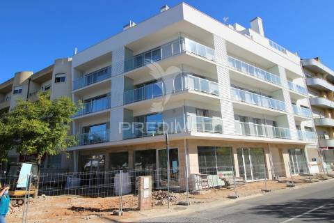 Loja com 74m2 em fátima