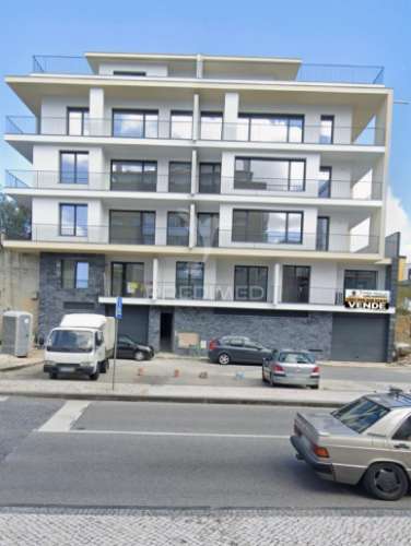 Apartamento t3 duplex - leiria