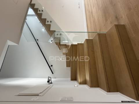 Apartamento t3 duplex - leiria