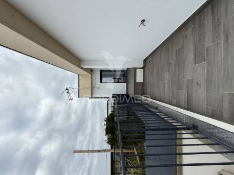 Apartamento t3 duplex - leiria