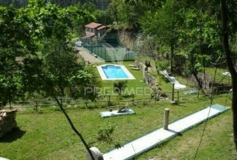 Quinta com campo de ténis, piscina e vistas espetaculares