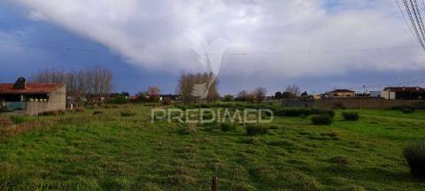 Terreno urbano calvão