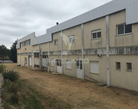 Unidade industrial 3.734 m2 parque industrial de idanha-a-nova