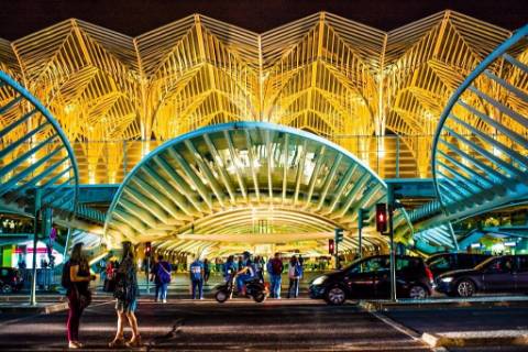 Escritório com estacionamento av d joão ii pq nações lisboa