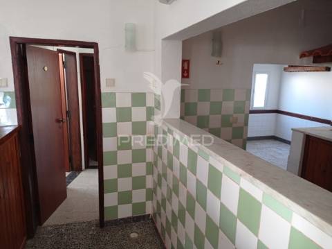 Habitação e comércio avis, portalegre.