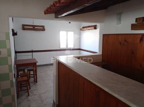 Habitação e comércio avis, portalegre.