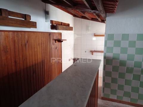 Habitação e comércio avis, portalegre.