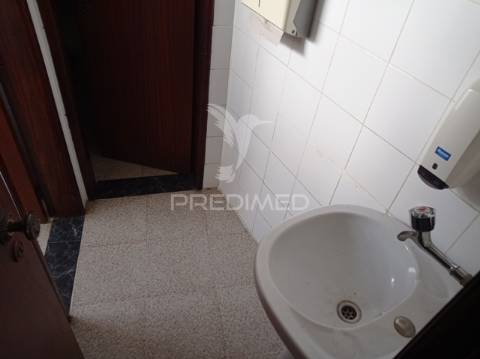 Habitação e comércio avis, portalegre.