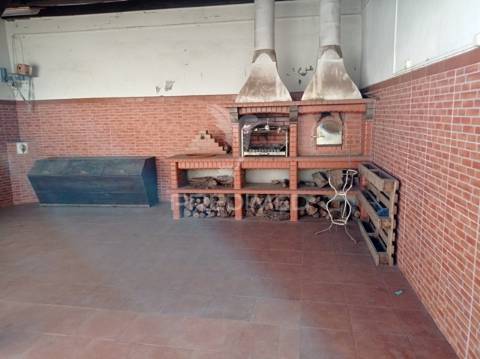 Habitação e comércio avis, portalegre.