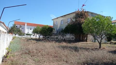 Casa apalaçada, avis