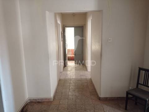 Casa apalaçada, avis