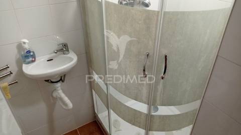 Moradia no campo nisa, portalegre