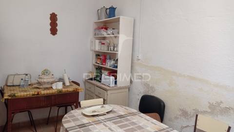 Casa de rés do chão, sousel.