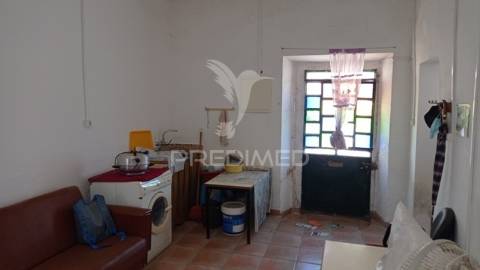 Casa de rés do chão, sousel.