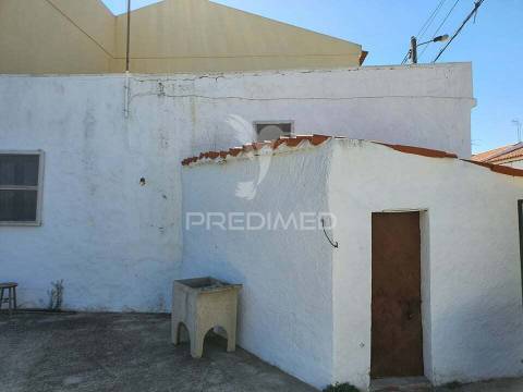 Casa de rés do chão, sousel.