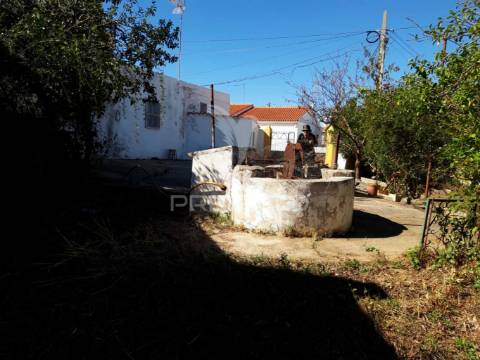 Casa de rés do chão, sousel.