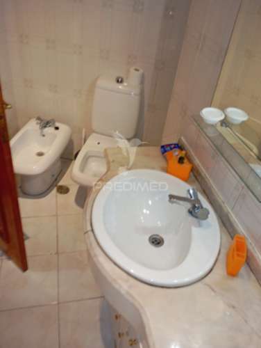 Apartamento t3 espaçoso no   alto de tercena queluz