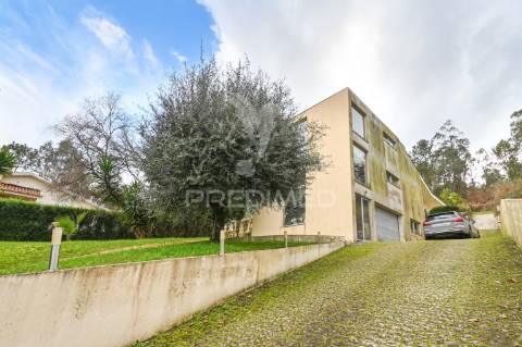 Moradia individual tipologia t3 em padim da graça, braga