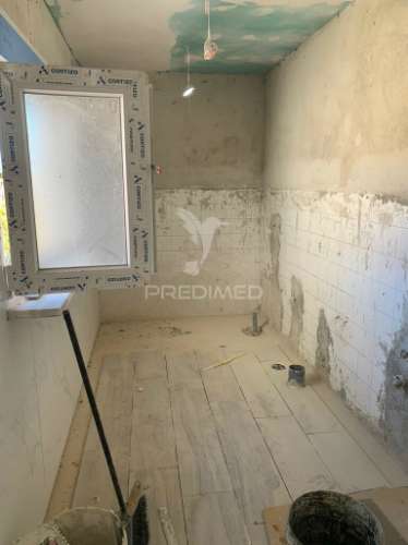 Moradia t2+1 com quintal em recuperação total