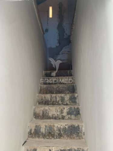 Moradia t2+1 com quintal em recuperação total