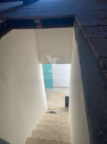 Moradia t2+1 com quintal em recuperação total