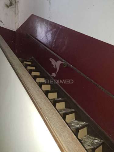 Prédio para reabilitação na zona histórica de angra do heroísmo