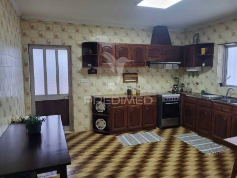 Moradia t4 oiã, silveiro