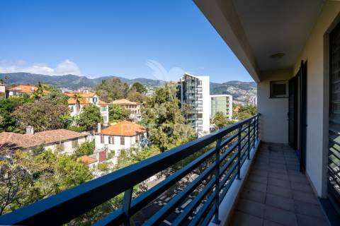 Apartamento  t3 no funchal