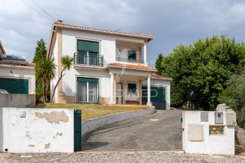 Moradia t3 em alcobaça