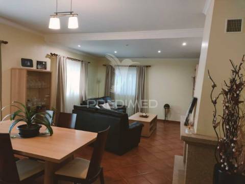 Moradia t3 em resende - são cipriano