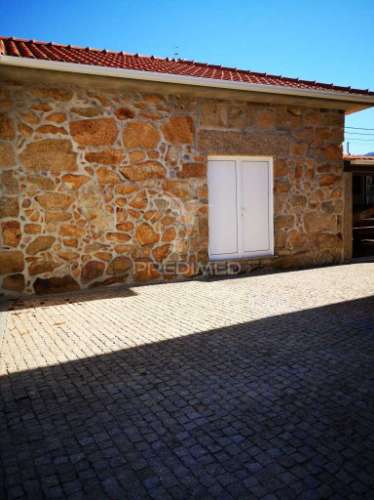 Moradia t3 em resende - são cipriano