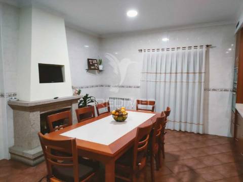 Moradia t3 em resende - são cipriano