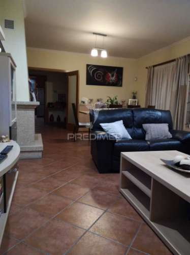 Moradia t3 em resende - são cipriano