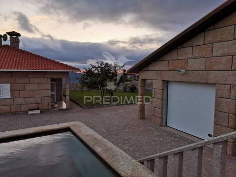 Moradia t3 em resende - são cipriano