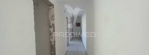 T2 remodelado - setúbal