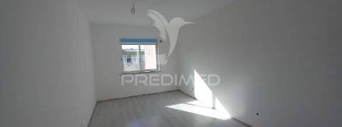 T2 remodelado - setúbal