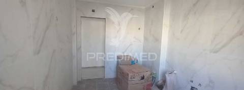 T2 remodelado - setúbal