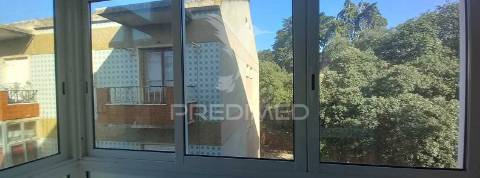 T2 remodelado - setúbal