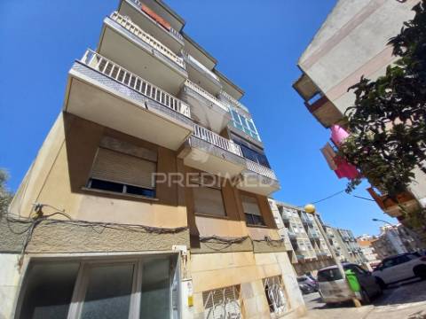 T2 remodelado - setúbal