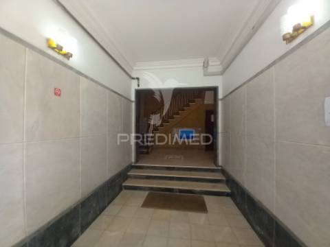 T4 totalmente remodelado - laranjeiro