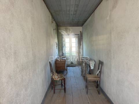 Moradia à recuperar - ervidel