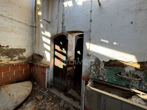 Moradia à recuperar - ervidel