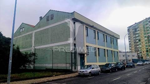 Edifício industrial 1030m2 na venda nova, amadora.